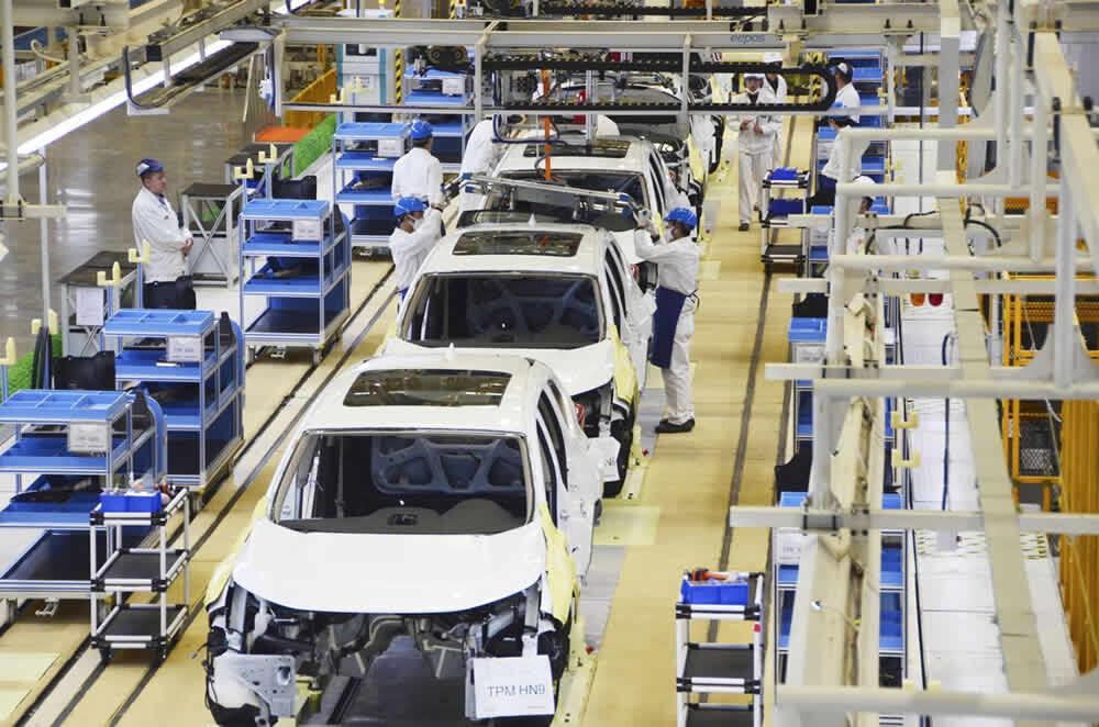 linha de produção da Mazda na China