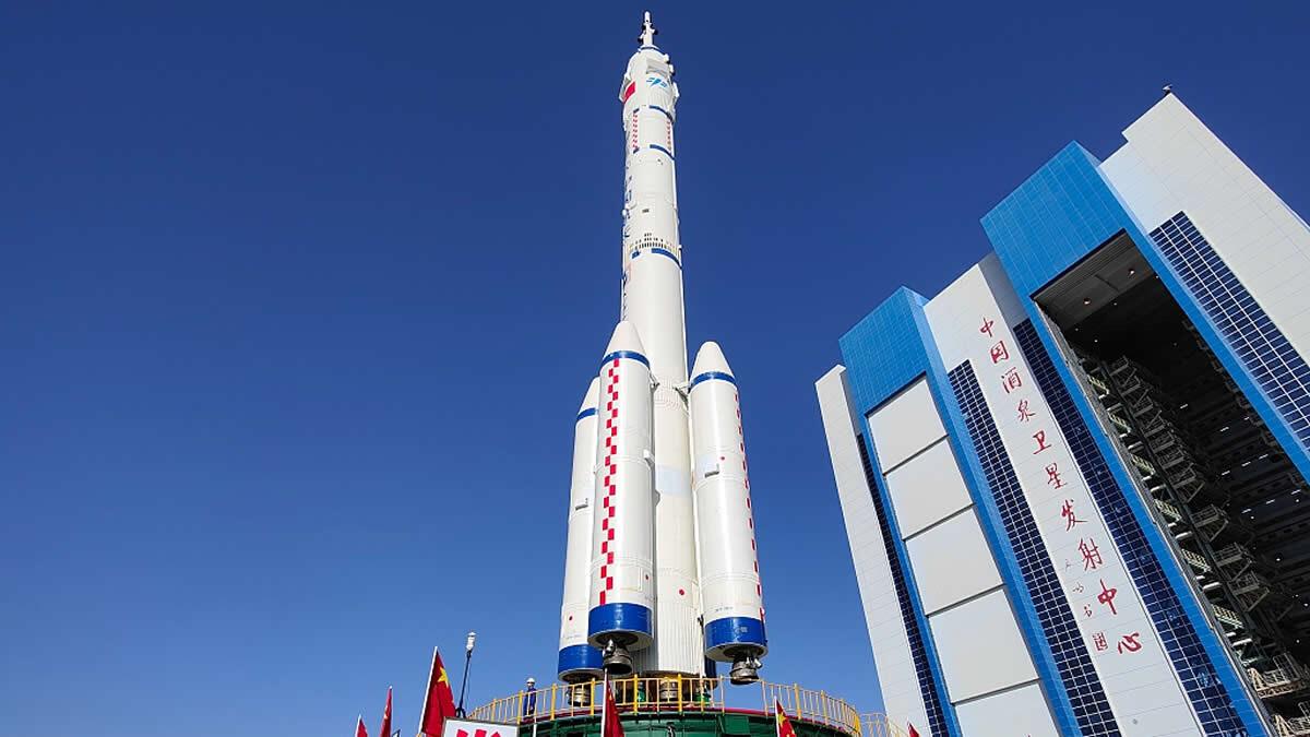 foguete Long March 2F da China