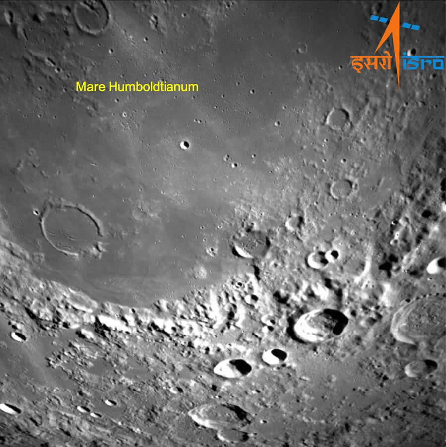 foto polo sul da lua por india